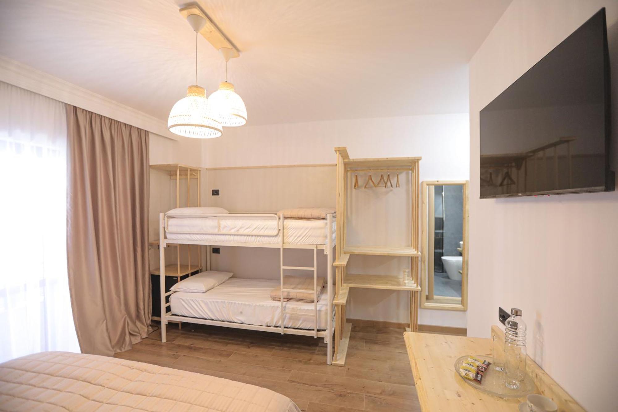 Bed and Breakfast Nidum Harmony Tirana Exterior foto